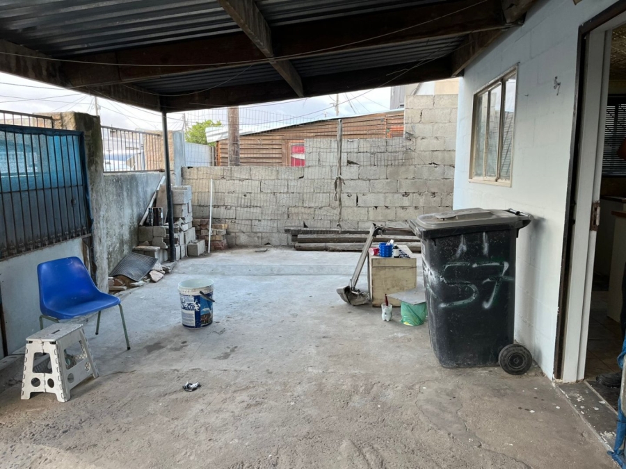 2 Bedroom Property for Sale in Wesbank Western Cape